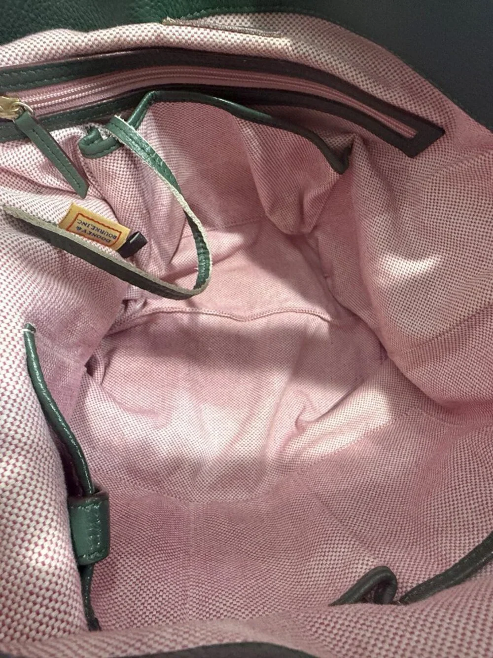 Dooney & Bourke Large Logo Loc Sac in Forest Green